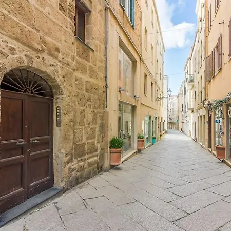 Apartment Alghero/centro Storico Accogliente *